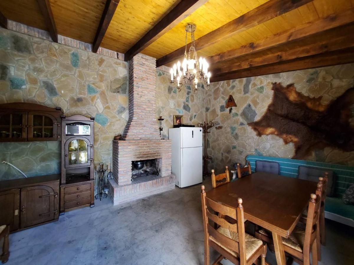 Guesthouse Anna Tbilisi Buitenkant foto