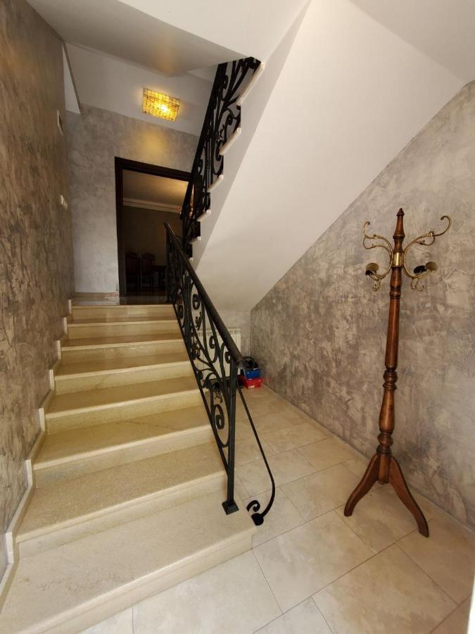 Guesthouse Anna Tbilisi Buitenkant foto